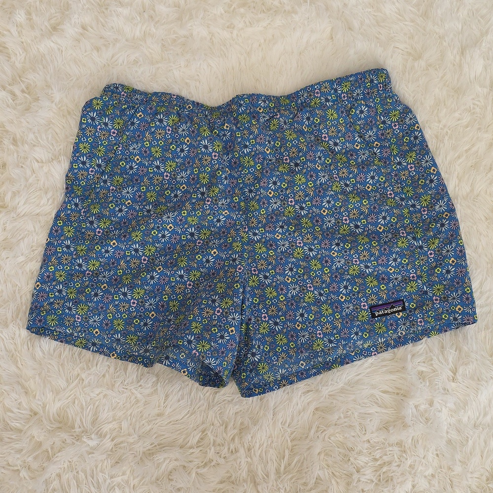 Patagonia Barely Shorts - Floral Print - Sz M